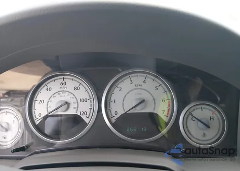 2010 Chrysler Town & Country Touring из США, поврежденный, VIN 2A4RR5D11AR306669